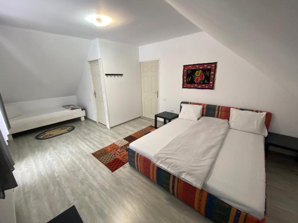 Casa Mili Ξενοδοχείο Grinties Εξωτερικό φωτογραφία