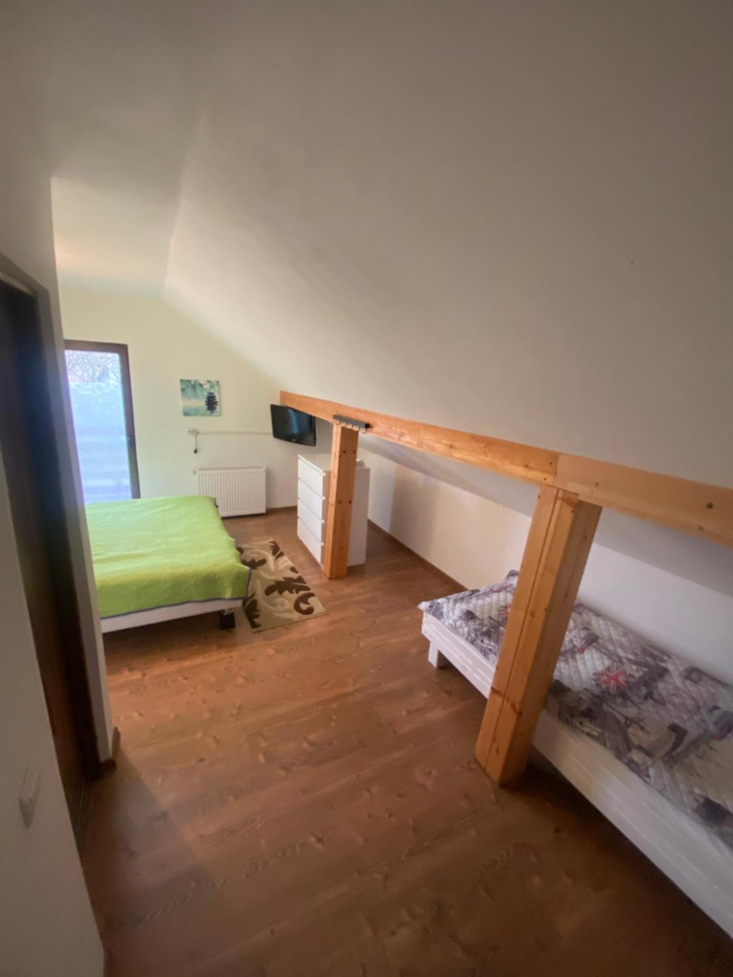 Casa Mili Ξενοδοχείο Grinties Εξωτερικό φωτογραφία